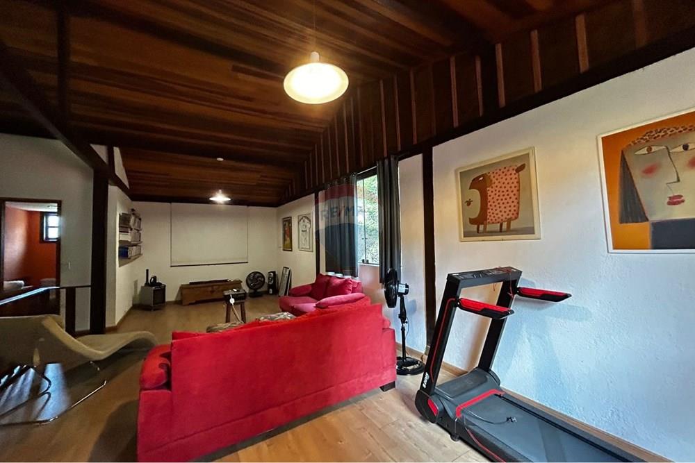Casa - Venda - Petrópolis , Rio de Janeiro - WhatsApp Image 2026-03-03 at 14.04.44 (1).jpeg - 631611011-11