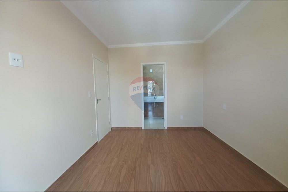 Casa de Condomínio - Alugar - Botucatu , São Paulo - WhatsApp Image 2026-02-18 at 08.26.48 (3).jpeg - 630111007-1471