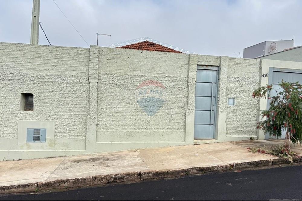 Casa - Alugar - Botucatu , São Paulo - WhatsApp Image 2026-04-08 at 08.58.20 (2).jpeg - 630111016-296