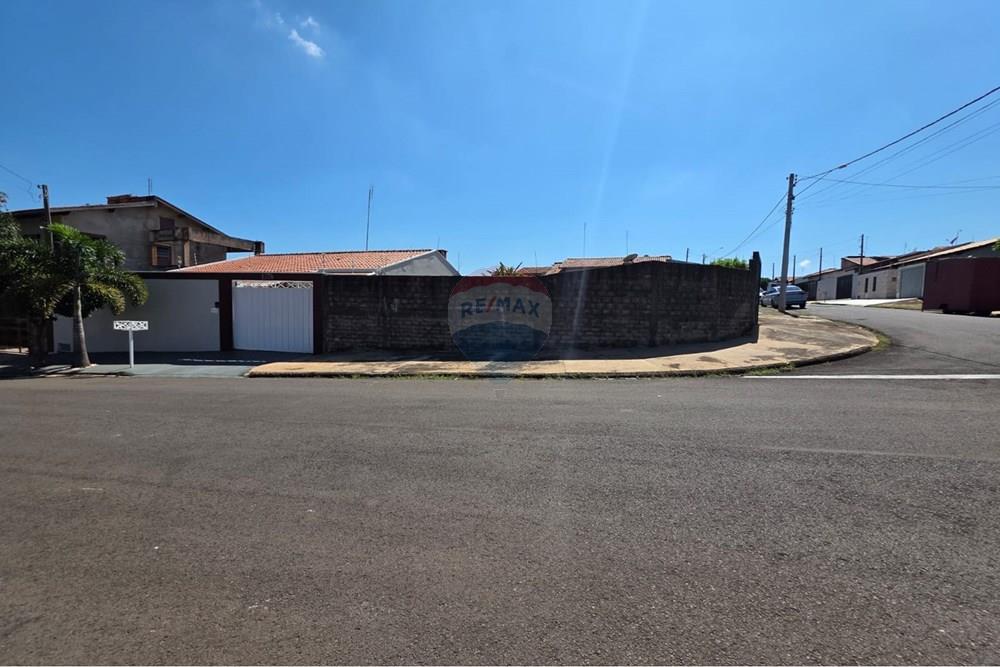 Terreno - Venda - Botucatu , São Paulo - WhatsApp Image 2026-03-27 at 14.53.38 (2).jpeg - Fachada - 630481103-150