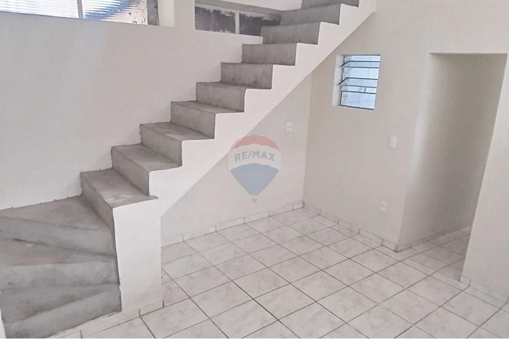 Casa à venda com 2 quartos, 156m² - Foto 22