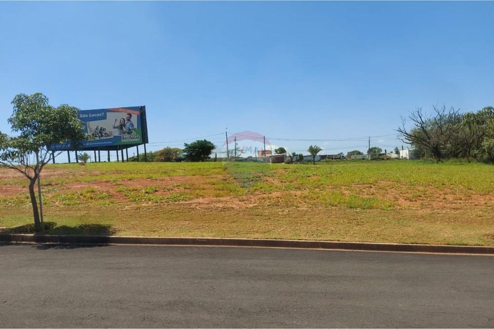 Terreno - Venda - Salto de Pirapora , São Paulo - 1d954ec0-23ce-4052-a866-67c93832a068_PhotoGrid.jpg - 631181052-221