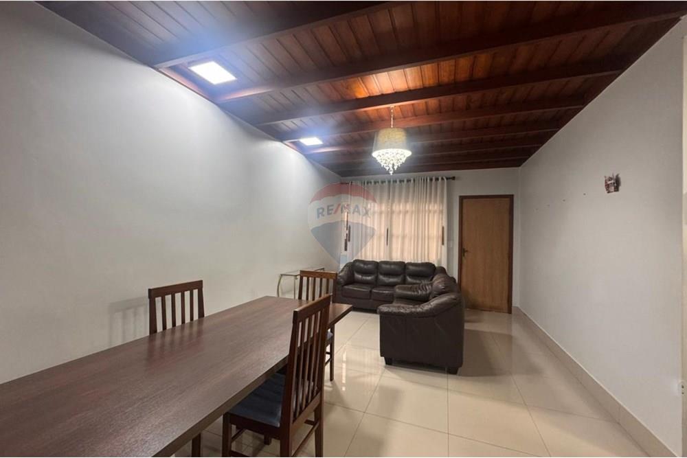 Casa - Venda - Botucatu , São Paulo - WhatsApp Image 2025-12-16 at 12.24.07 (3).jpeg - 630111096-20