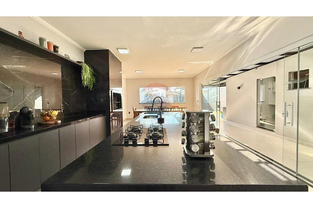 Casa - Venda - Botucatu , São Paulo - 419b022e-2ae7-4865-a20a-17e1b3bc01a2.jpeg - Área Gourmet - 630481126-13