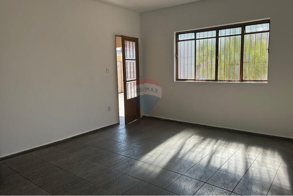 Casa - Alugar - Botucatu , São Paulo - WhatsApp Image 2025-08-27 at 09.54.03 (3).jpeg - 630481137-201