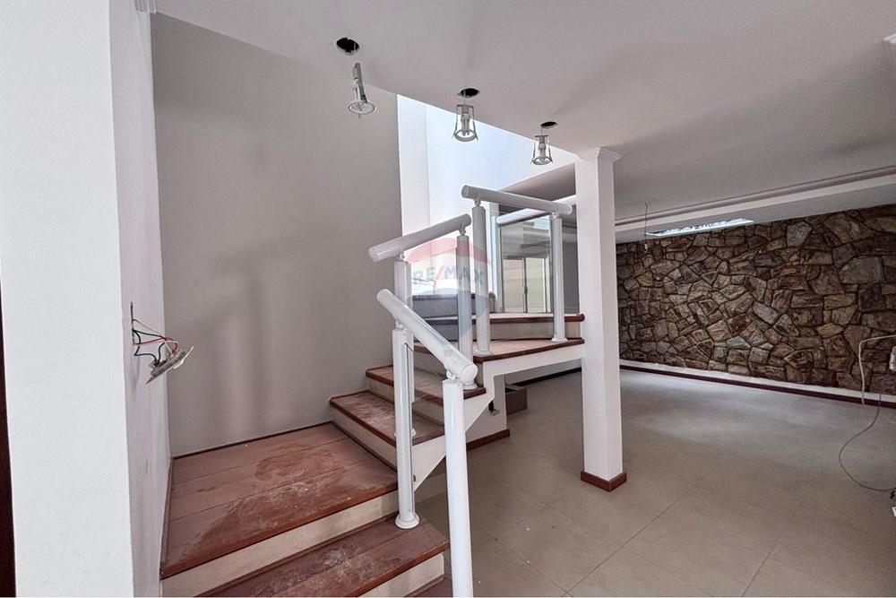 Sobrado - Alugar - Botucatu , São Paulo - WhatsApp Image 2026-02-18 at 11.17.26 (3).jpeg - 630111007-1415