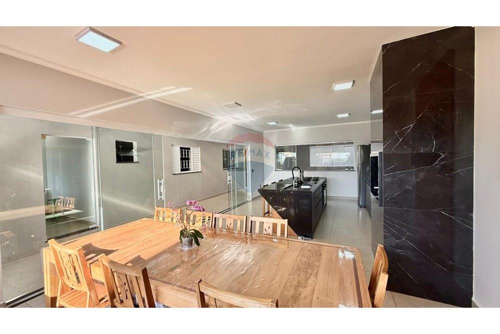 Casa - Venda - Botucatu , São Paulo - 00d3d1b3-4bad-4c6c-aba3-d2969497e9be.jpeg - Área Gourmet - 630481126-13