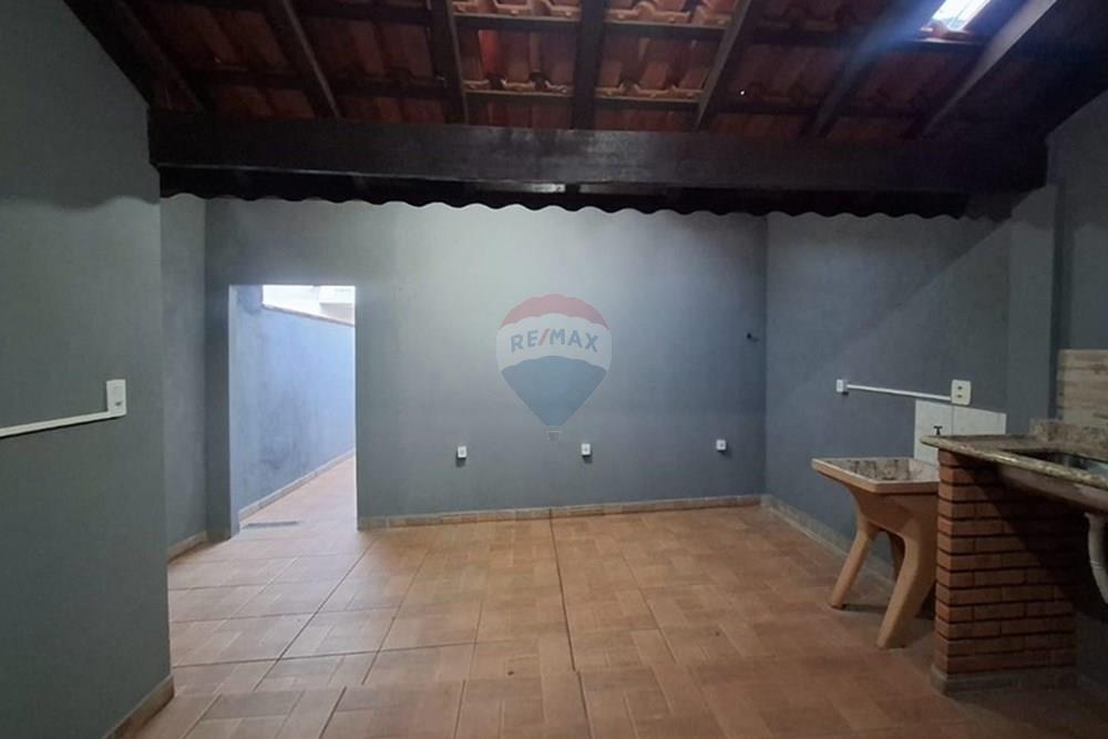 Casa - Alugar - Botucatu , São Paulo - WhatsApp Image 2025-09-30 at 10.39.35 (1).jpeg - 630481079-211