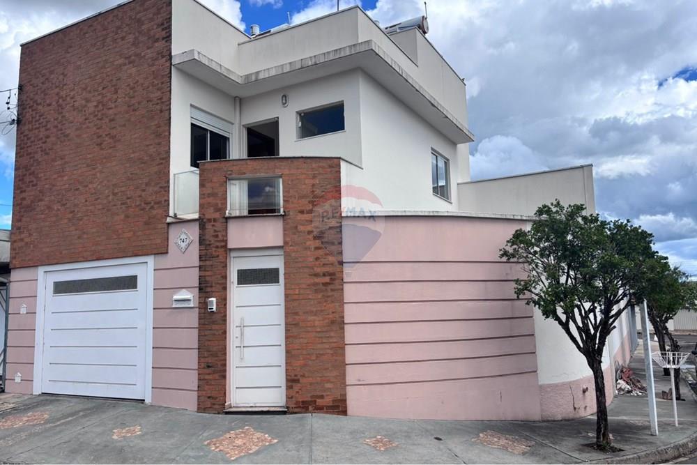 Sobrado - Alugar - Botucatu , São Paulo - WhatsApp Image 2026-02-18 at 11.17.24 (2).jpeg - 630111007-1415