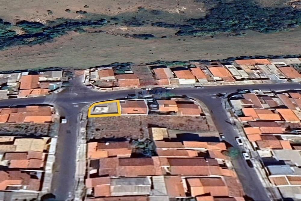 Terreno - Venda - Botucatu , São Paulo - Captura de tela 2026-03-26 150902.jpg - Quintal - 630481103-150