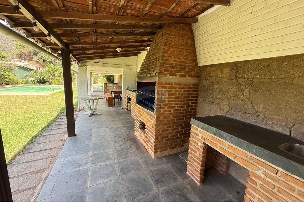 Dzīvojamais - Savrupmāja - Petrópolis , Rio de Žaneiro - BR - Imagem do WhatsApp de 2025-10-12 à(s) 17.49.18_e99c7172 - Copia.jpg - 631611009-22