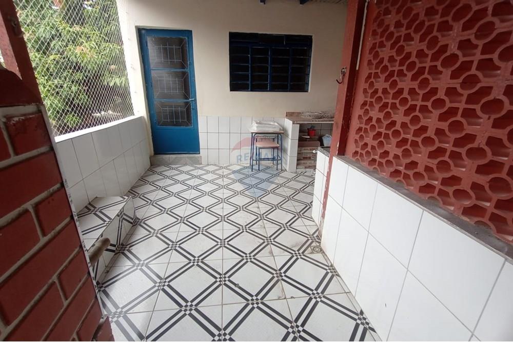 Casa à venda com 2 quartos, 156m² - Foto 8
