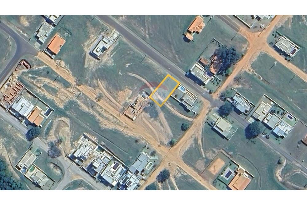 Terreno - Venda - Pardinho , São Paulo - Captura de tela 2025-09-03 165711.jpg - Quintal - 630481103-140