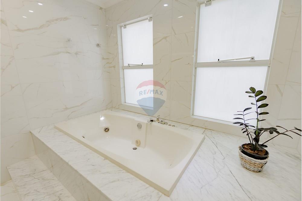 Casa - Venda - Botucatu , São Paulo - DSC02471.jpg - 630111036-38