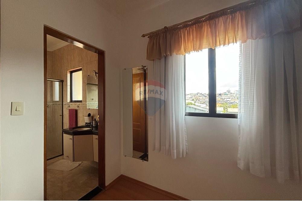 Casa - Venda - Guarulhos , São Paulo - WhatsApp Image 2025-04-26 at 12.28.06 (2).jpeg - Quarto de família - 630251062-108