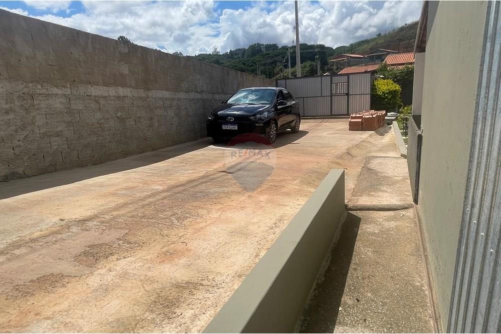 Chácara à venda com 3 quartos, 200m² - Foto 36
