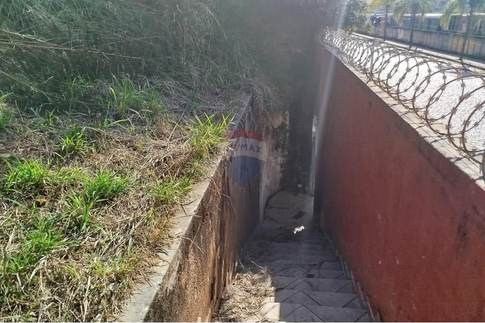 Casa - Venda - Sorocaba , São Paulo - Casa Comercial à Venda no centro de Sorocaba - REMAX SHMONE (6).jpg - 631581002-38