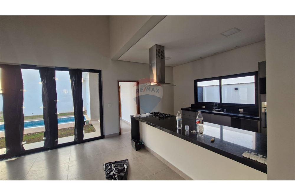 Casa de Condomínio - Alugar - Votorantim , São Paulo - Layout aberto - 630601142-57