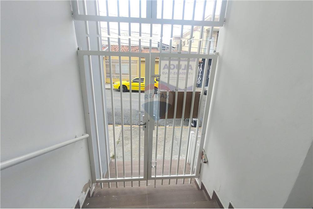 Cj. Comercial/ Sala - Alugar - Salto , São Paulo - 2 - 631281008-157