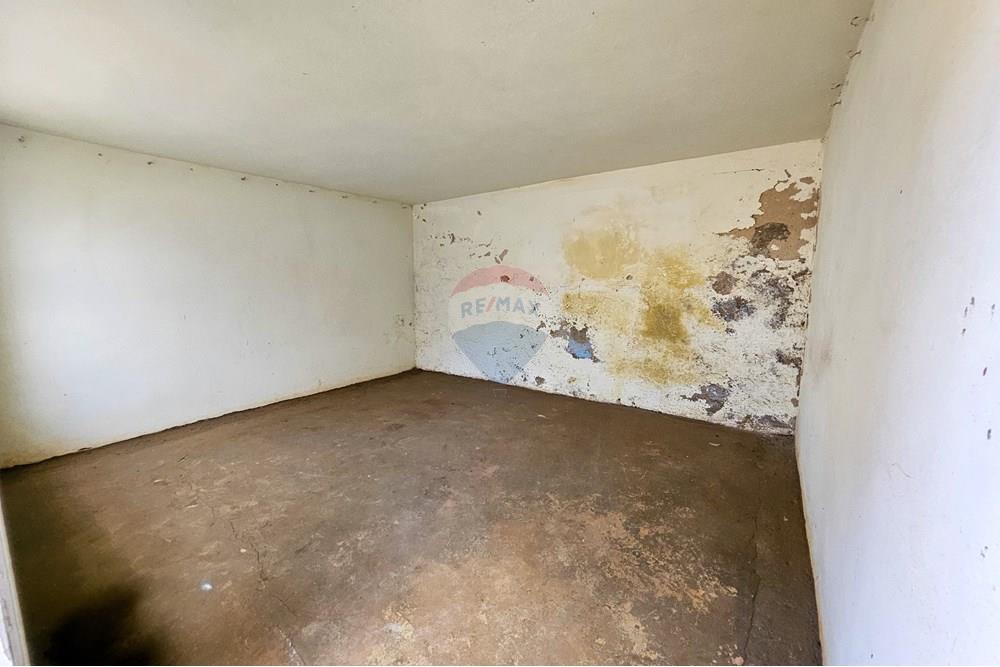 Casa - Venda - Botucatu , São Paulo - quarto de bagunca em baixo.jpeg - 630111087-9