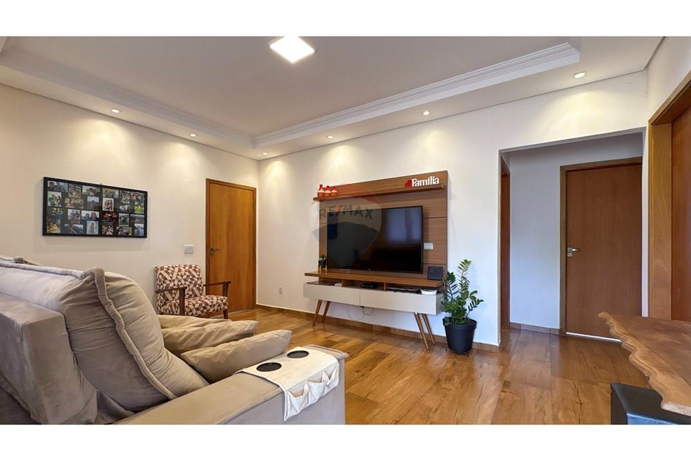 Casa - Venda - Botucatu , São Paulo - 1-DJI_20250905_142057_055.jpg - Sala de estar - 630481103-123