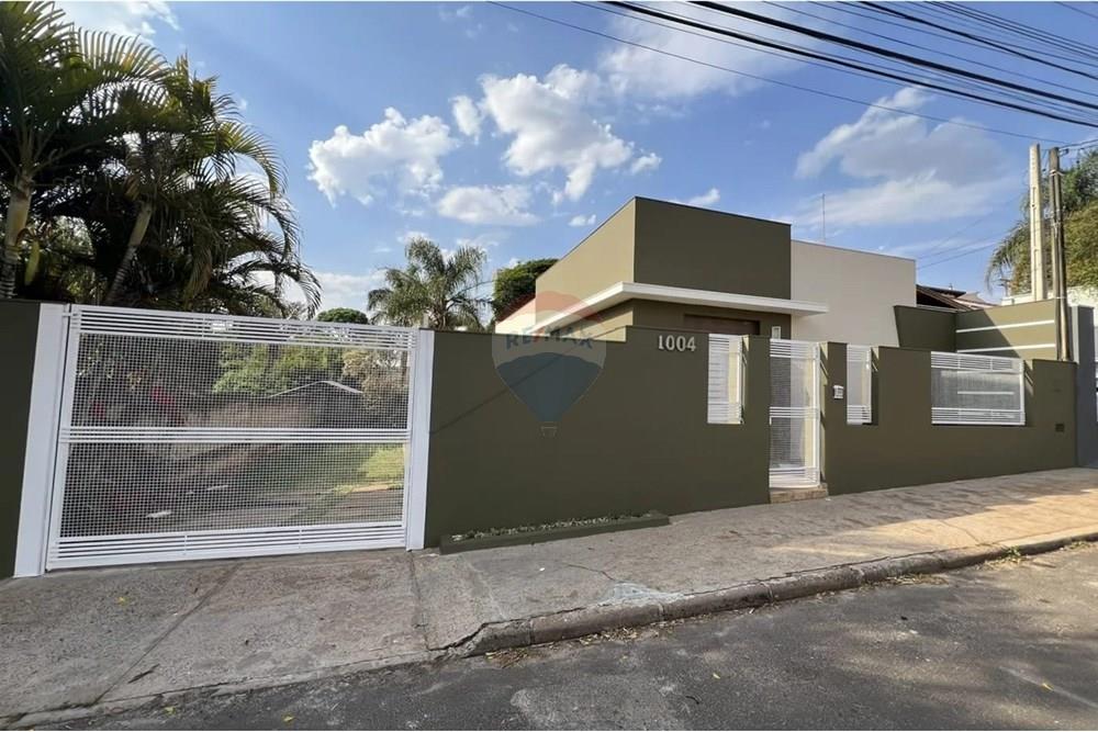 Casa Comercial - Alugar - Botucatu , São Paulo - 1.jpeg - 630481144-8