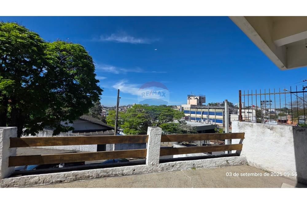 Casa - Alugar - Arujá , São Paulo - Vista da sala.jpg - 631491027-3