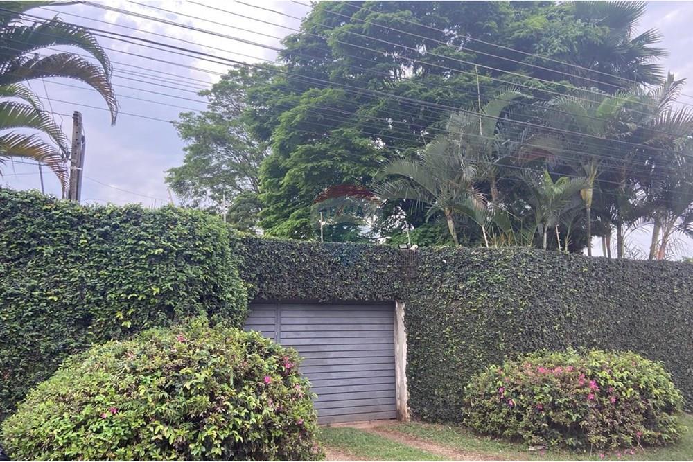 Fazenda à venda com 6 quartos, 417m² - Foto 1