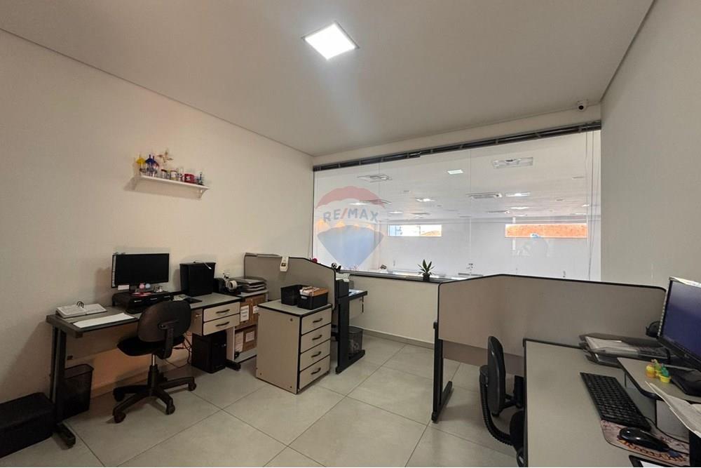 Ponto Comercial/ Loja - Venda - Botucatu , São Paulo - IMG-20251112-WA0065.jpg - 630111096-15