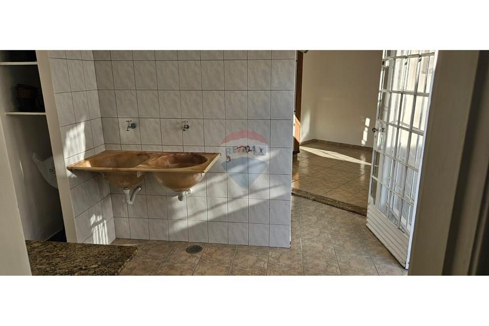 Casa Comercial - Alugar - Mogi das Cruzes , São Paulo - WhatsApp Image 2025-06-29 at 22.22.20 (5).jpeg - Área de serviço - 631251040-4