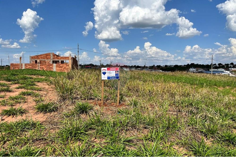 Terreno - Venda - Presidente Prudente , São Paulo - 63a66b42-9f84-42b5-85d0-8eb2cfa78178.jpeg - 630861059-37