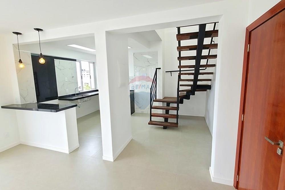 Cobertura - Venda - Cabo Frio , Rio de Janeiro - 037 - Sala Principal Saída.jpg - 631551046-1