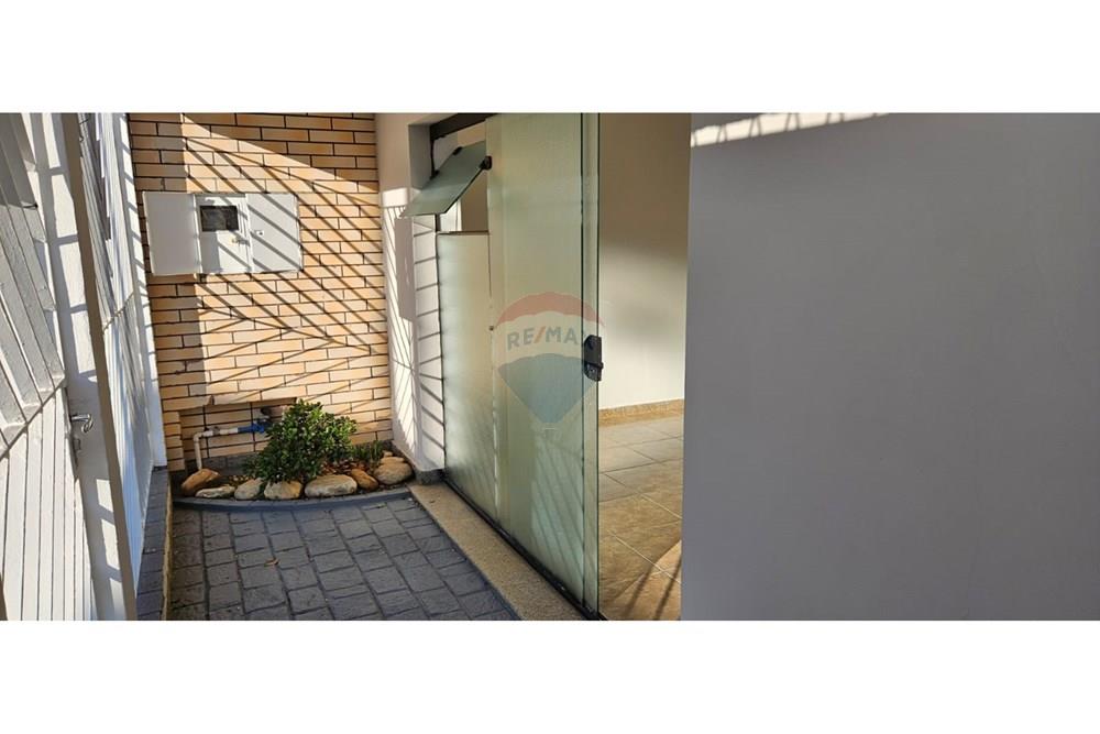 Casa Comercial - Alugar - Mogi das Cruzes , São Paulo - WhatsApp Image 2025-06-29 at 22.22.23 (2).jpeg - Jardim Interno - 631251040-4