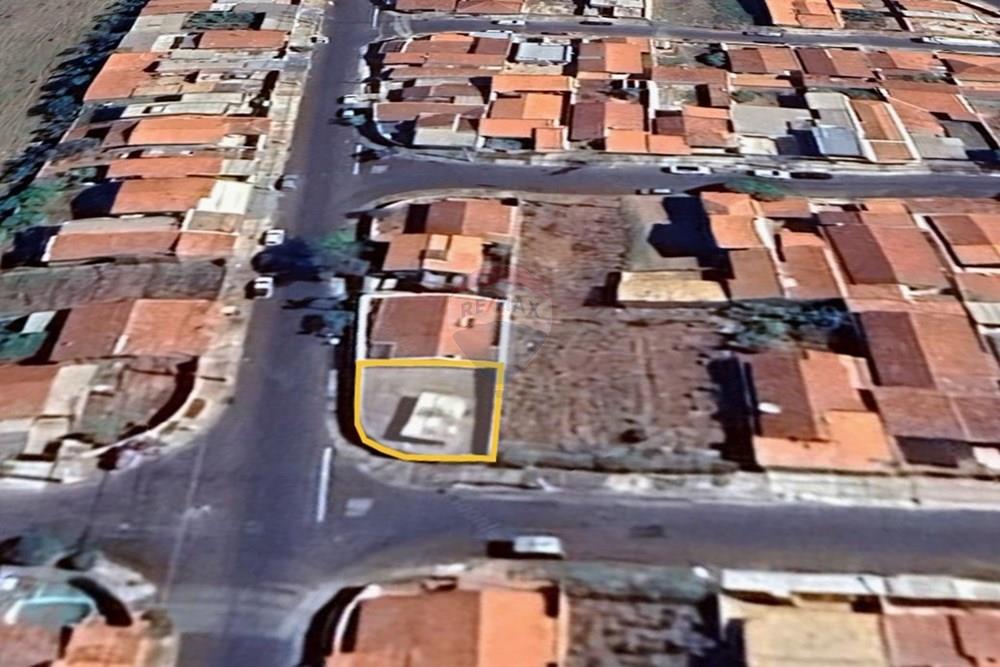 Terreno - Venda - Botucatu , São Paulo - Captura de tela 2026-03-26 150408.jpg - Quintal - 630481103-150