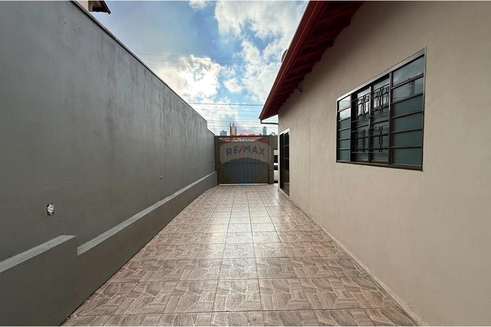 Casa - Venda - Botucatu , São Paulo - 617ab6bb-5327-4fc7-abca-80ebfaa8cb4a.jpeg - 630481126-14