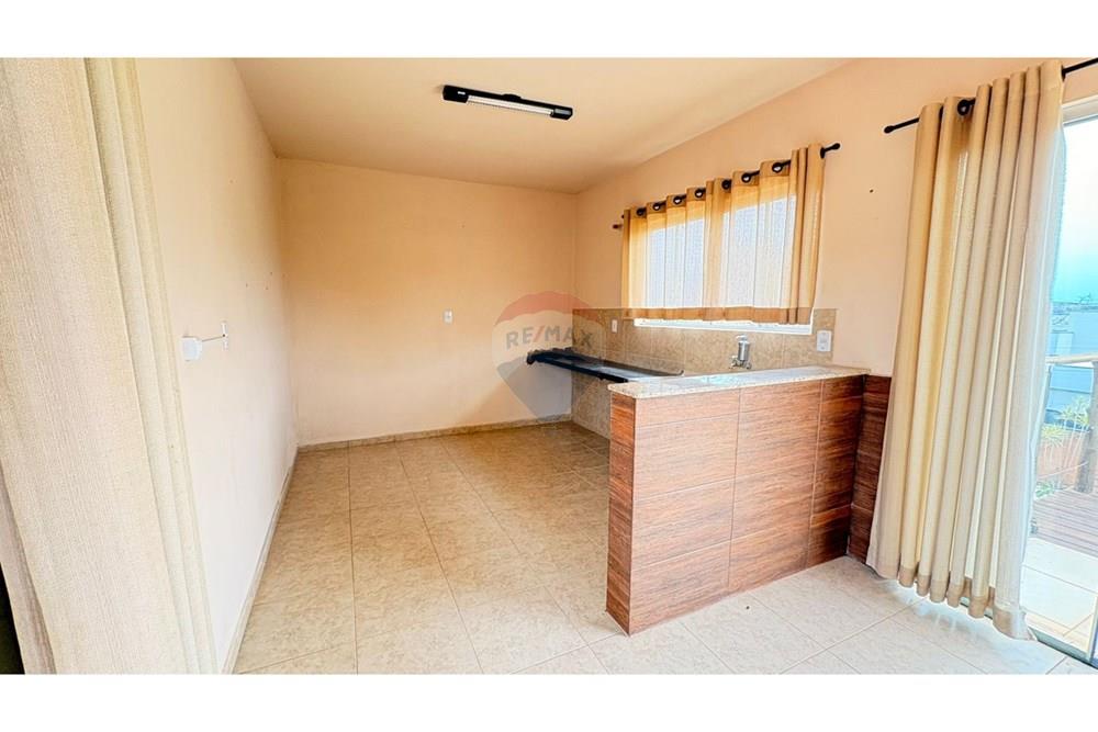 Casa p/ Temporada - Venda - Avaré , São Paulo - WhatsApp Image 2025-09-22 at 16.48.00 (1).jpeg - 630481027-132