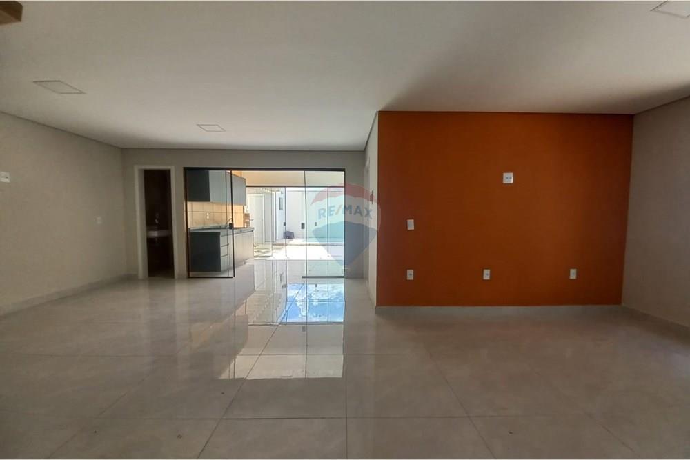 Casa de Condomínio - Alugar - Botucatu , São Paulo - WhatsApp Image 2026-02-18 at 08.26.50 (2).jpeg - 630111007-1471