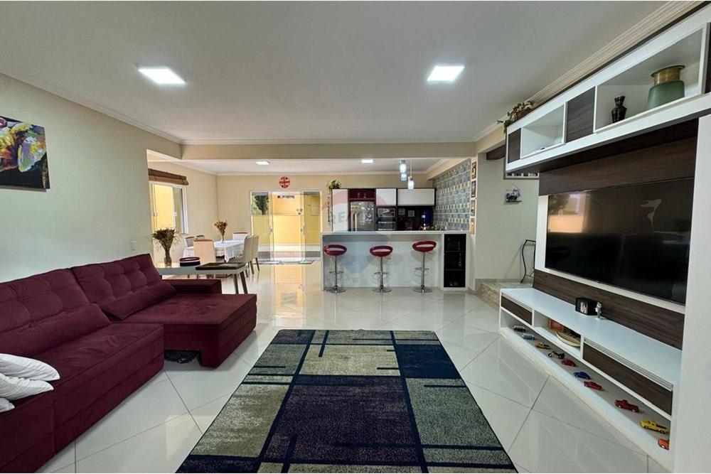 Casa de Condomínio - Alugar - Araçariguama , São Paulo - WhatsApp Image 2025-04-03 at 09.17.23 (2).jpeg - 631601006-73