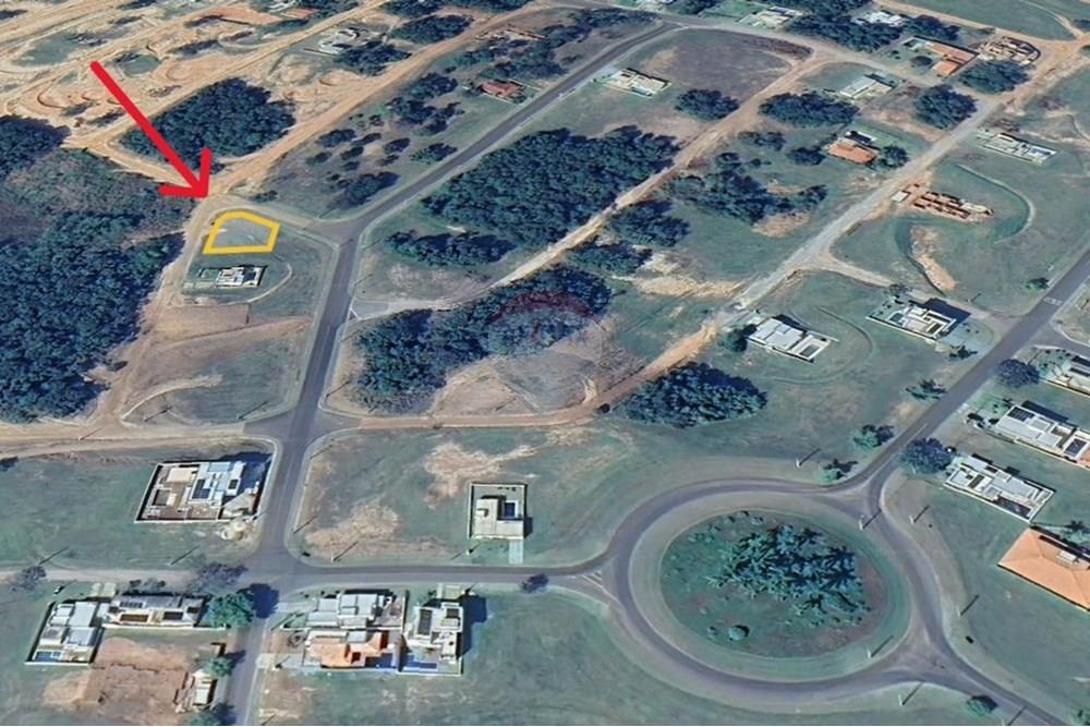 Terreno - Venda - Pardinho , São Paulo - Captura de tela 2025-09-29 113052.jpg - Quintal - 630481103-128