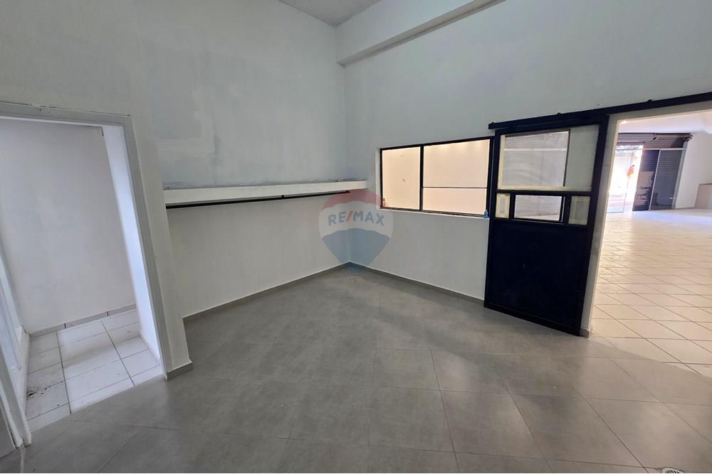 Ponto Comercial/ Loja - Alugar - Sorocaba , São Paulo - 20250523_091237.jpg - Sala - 631641002-9