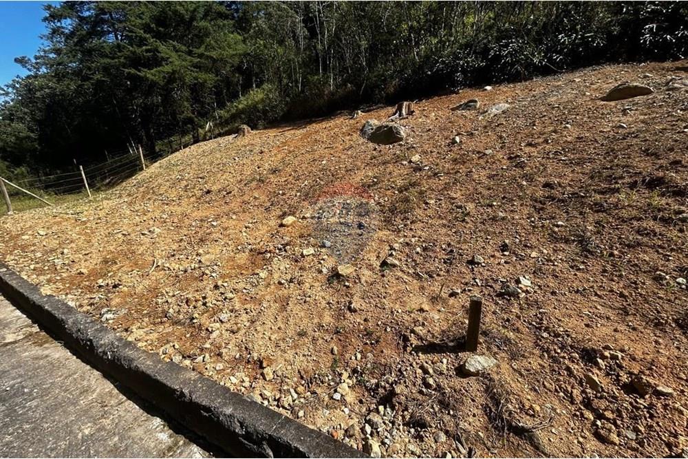 Terreno - Venda - Petrópolis , Rio de Janeiro - WhatsApp Image 2025-08-08 at 11.54.23 (2).jpeg - 630131094-1