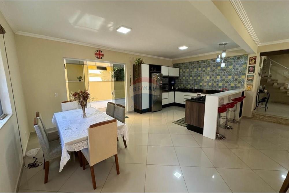 Casa de Condomínio - Alugar - Araçariguama , São Paulo - WhatsApp Image 2025-04-03 at 09.17.22.jpeg - 631601006-73