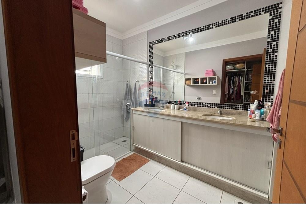 Casa de Condomínio - Alugar - Votorantim , São Paulo - Banheiro Suíte.jpeg - 630601315-2