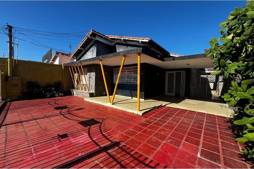 Casa Comercial - Alugar - São José dos Campos , São Paulo - WhatsApp Image 2025-10-24 at 15.35.40.jpeg - 631501002-135