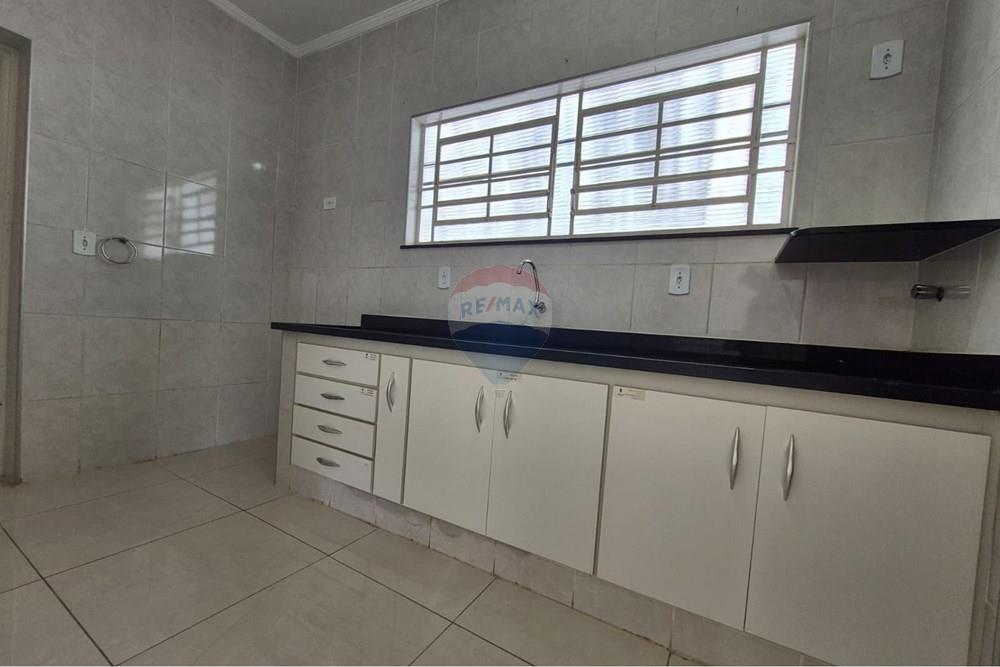 Casa Comercial - Alugar - Botucatu , São Paulo - WhatsApp Image 2026-02-26 at 09.53.47 (1).jpeg - 630111100-59