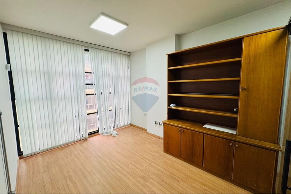 Cj. Comercial/ Sala - Alugar - Bauru , São Paulo - WhatsApp Image 2026-03-10 at 17.43.31.jpeg - 631401012-54