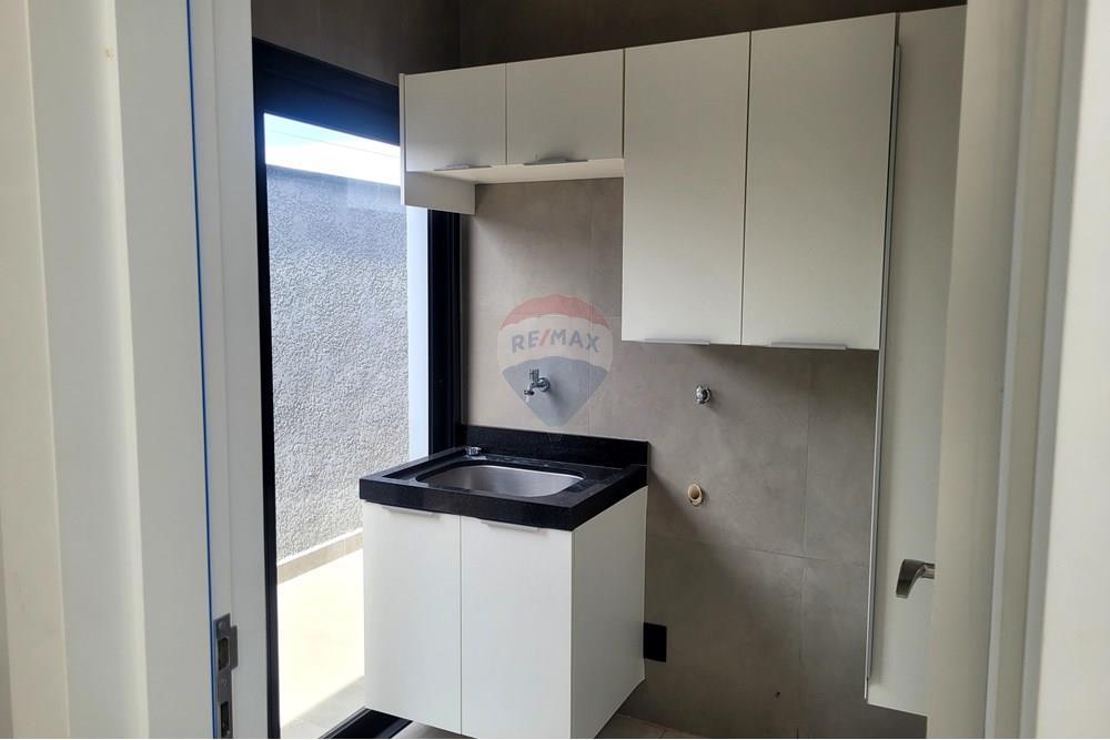 Casa de Condomínio para alugar com 4 quartos, 265m² - Foto 11