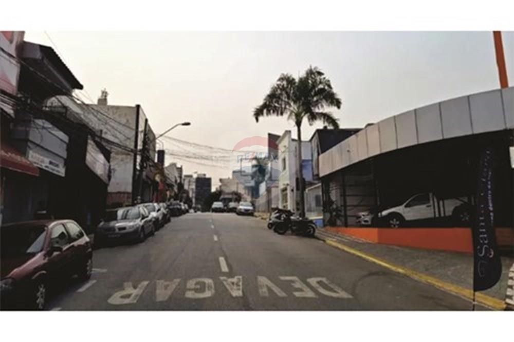 Prédio Inteiro para alugar com 3 quartos, 142m² - Foto 2