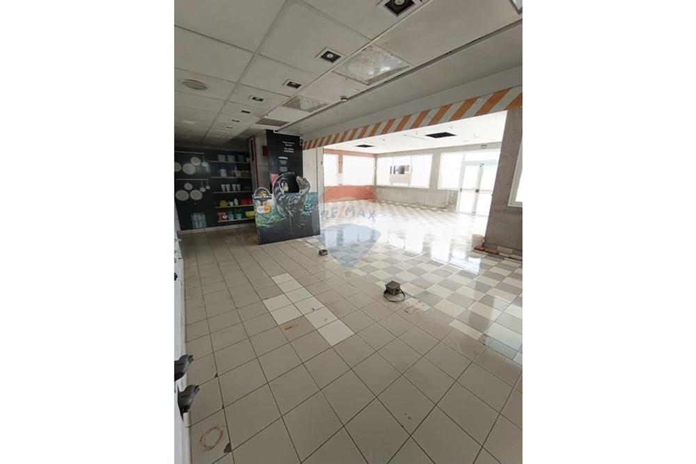 Ponto Comercial/ Loja - Alugar - São Roque , São Paulo - WhatsApp Image 2025-09-17 at 11.27.44 (1).jpeg - 631601009-41