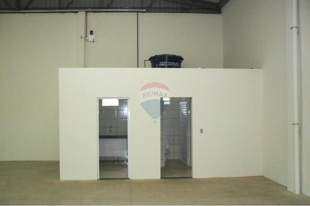 Galpão - Venda - Botucatu , São Paulo - Imagem do WhatsApp de 2025-02-21 à(s) 12.52.09_f26d4407.jpg - 630111006-927